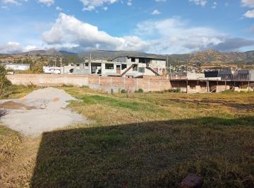 Terreno / Lote · 180m² · 2 Habitaciones · Vendo Terreno en Yaruquí, con Todos Los Servicios Básicos y Agua de Riego