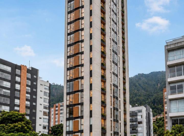 Proyecto vertical , Quito · Kos La Carolina | Estudios y Mini Suites Desde $52.530