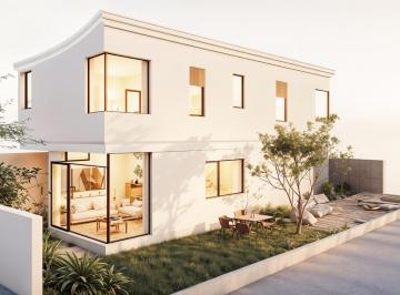 Casa · 125m² · 3 Habitaciones · 2 Estacionamientos · Venta Casa en Puembo en Conjunto 125 m² a Estrenar