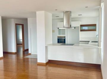 Departamento de 2 habitaciones, Quito · Departamento de Renta,2 Dorm. con Balcón Vista