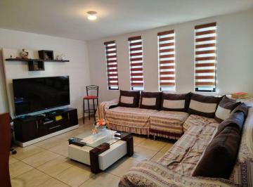 Casa de 4 habitaciones, Quito · Casa en Venta Sector Yaruqui