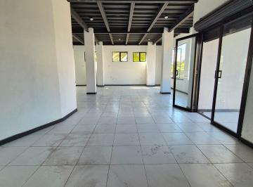 Local comercial · 200m² · 1 Habitación · 1 Estacionamiento · Local Comercial en Arriendo Capelo Los Chillos