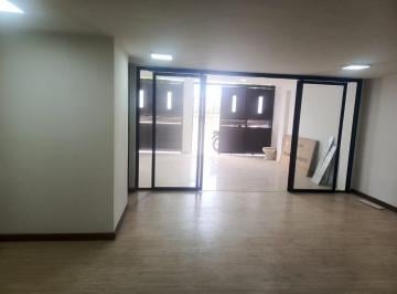 Casa · 360m² · 3 Habitaciones · 4 Estacionamientos · Casa Independiente en Renta en Atocha Para Empresas.