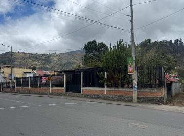 Vista del terreno desde la Av. Jaime Roldos · Terreno Comercial de 1.440 m² en Gualaceo - Excelente Ubicación