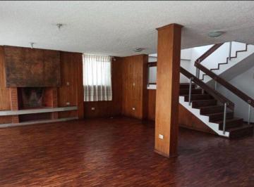 Casa · 563m² · 6 Habitaciones · 4 Estacionamientos · Casa en Venta, Sector El Jardín, Hasta16 Pisos. Ideal Proyecto Inmobiliario o Centro Médico