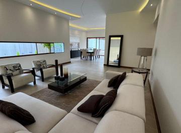 Casa de 4 habitaciones, Quito · Casa de Arriendo, Pillagua, Cumbaya, Quito, Ec.