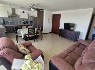 Departamento de 2 habitaciones, Quito · Departamento con Balcón y Vista