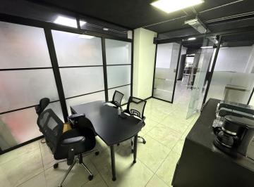 Oficina comercial · 100m² · Oficina Corporativa 100 m² en Renta 6 de Diciembre y Gaspar de Villarroel