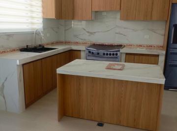 Casa de 3 habitaciones, Quito · Casas Nuevas por Estrenar de 160 m² en La Mitad del Mundo