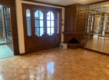 Casa de 5 habitaciones, Quito · Venta Casa Sector de La Kennedy por El Labrador