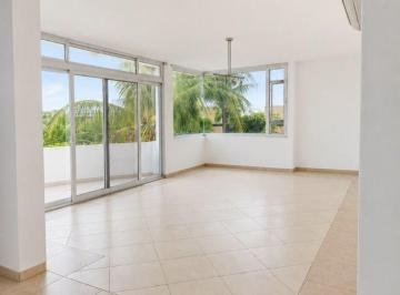 Casa de 4 habitaciones, Manta · En Venta Casa de 4 Dorm. Frente Al Mar Portal del Sol 500 m² - Manta