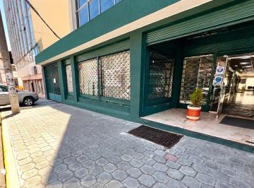 Local comercial , Quito · Local Comercial Dúplex en Venta | Av 6 de Diciembre | 204,88 m²