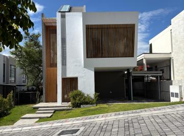 Casa de 3 habitaciones, Quito · Casa de Venta Puembo - Conjunto Royal Green
