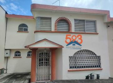 Casa de 3 habitaciones, Quito · Casa de Venta en Quito