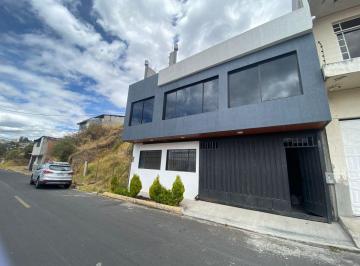 Casa de 5 habitaciones, Quito · Casa de 194 m² con 5 Dorm. en Venta en Los Chillos