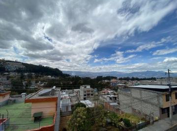Casa de 5 habitaciones, Quito · Casa de 194 m² con 5 Dorm. en Venta en Los Chillos