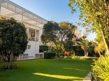 Casa de 4 habitaciones, Quito · Casa de Venta La Primavera, Cumbaya (Cerca Ruta Viva) 1.400 m²