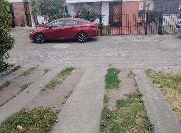 Casa de 4 habitaciones, Quito · Se Vende Cómoda Casa Dentro de Conjunto Pequeño en La Nazareth Cerca a La Prensa y Real Audiencia