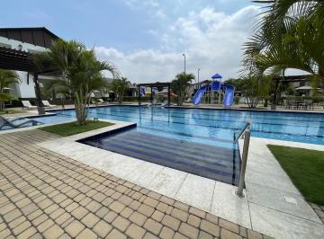 Terreno / Lote · 225m² · 4 Estacionamientos · Terreno Ciudad Celeste, Isla Celeste Ad