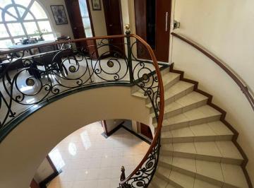 Casa de 5 habitaciones, Guayaquil · Casa de Venta, con Ascensor