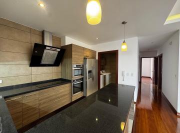Departamento · 123m² · 3 Habitaciones · 2 Estacionamientos · Departamento con Linea Blanca