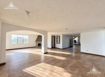 Casa · 149m² · 4 Habitaciones · 4 Estacionamientos · Casa en Venta en Tababela a 6 Minutos del Aeropuerto!oportunidad