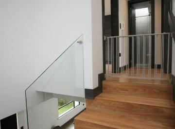 Casa de 3 habitaciones, Quito · Oportunidad por Viaje! Hermosa Casa de Venta en Tumbaco