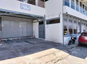 Bodega-Galpón · 360m² · 1 Habitación · 2 Estacionamientos · Arriendo Bodega, Av Eloy Alfaro - Molineros, Norte Quito