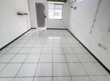 Departamento de 1 habitación, Guayaquil · Alquilo Suite, en Puerto Azul, con Pequeño Patio Frontal, Primer Piso Alto