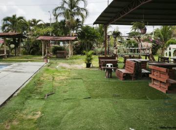 Terreno / Lote · 300m² · 3 Habitaciones · Venta Complejo Turístico en Lomas de Sargentillo con Amplio Terreno Para Construir