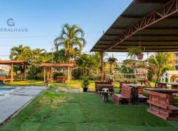 Terreno / Lote · 300m² · 3 Habitaciones · Venta Complejo Turístico en Lomas de Sargentillo con Amplio Terreno Para Construir