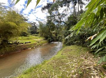 Hacienda-Quinta · 107890m² · 1 Habitación · 25 Estacionamientos · Finca Turística en El Oriente Ecuatoriano con Rio y Cascada Propia, a Pasos del Pueblo