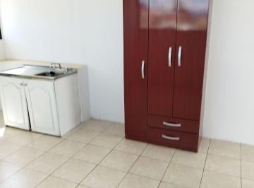 Habitación , Quito · Rento Habitación Privada con Baño por El Centro Comercial Bicentenario en Pinar Bajo Quito