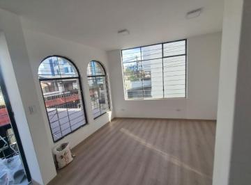 Suite de 1 habitación, Quito · H/ Quito Tenis, Suite en Renta 300usd Totalmente Remodelado