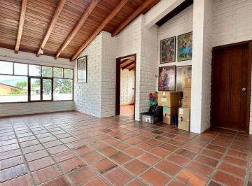 Casa de 7 habitaciones, Quito · Casa Rentera en Venta con 2 Dep, 1 Suite en Sangolqui