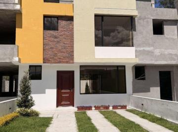 Casa de 3 habitaciones, Quito · Vendo Casas en Urbanización Cieepi Sector Conocoto