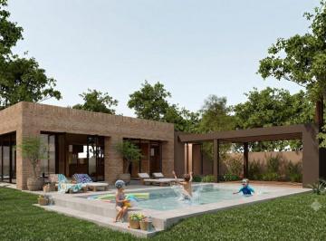Casa de 3 habitaciones, Quito · Oportunidad Credito Miti Miti/ Sector El Tingo/ Casas 83 M&sup2;/ Piscina