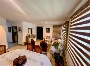 Departamento de 3 habitaciones, Guayaquil · Departamento en Planta Baja de 3 Dorm. en Urb. Puerto Azul