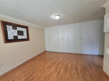 Departamento de 3 habitaciones, Quito · Vendo Departamento en Conjunto Privado - Sector San Fernando