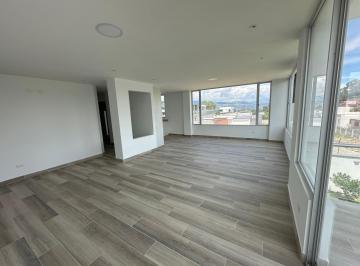 Departamento · 157m² · 3 Habitaciones · 2 Estacionamientos · Venta Superficie de 229 m² Para Construir Departamento de 3 Dorm., Sector Tumbaco