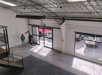 Bodega-Galpón , Quito · Rento Galpón /local de 200 m² con Mezzanine Sector Los Granados Norte de Quito