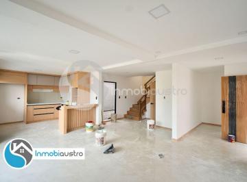 Casa de 3 habitaciones, Cuenca · Av Ricardo Duran, Venta de Hermosa Casa Aplica a Crédito Miti Miti