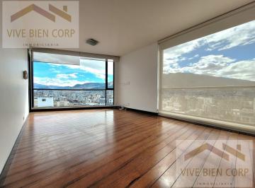 dormitorio máster con excelentes vistas · Departamento en Arriendo con Vista y Balcón