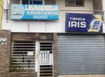 Casa de 3 habitaciones, Guayaquil · Venta de Casa con Local Comercial – Mucho Lote II
