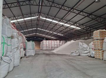 Bodega-Galpón , Guayaquil · Alquiler de Bodega de 2000 m² Mas Parqueo Via Daule