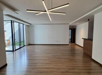 Departamento de 3 habitaciones, Quito · Departamento de 121 m² y 2 Patios de 33 m² Pb 3 Habitaciones en Venta en Unión Nacional / El Bosque