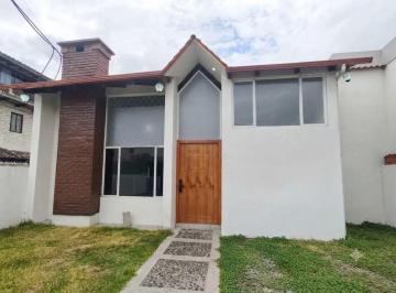 Casa de 4 habitaciones, Quito · Casa en Venta Sector Dammer