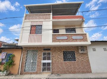 Casa · 309m² · 6 Habitaciones · Casa Rentera en Venta en La Coop. Los Claveles - Atras del Mall del Sur Estf