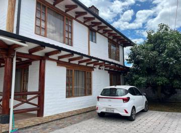 Casa de 4 habitaciones, Quito · Casa Independiente en Venta Sector San Gabriel