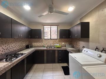 Departamento · 396m² · 9 Habitaciones · 2 Estacionamientos · Departamento Semi Amoblado en Alquiler con Excelentes Acabados en Urdesa Central